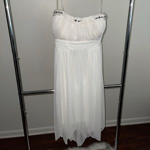 Short white prom dress